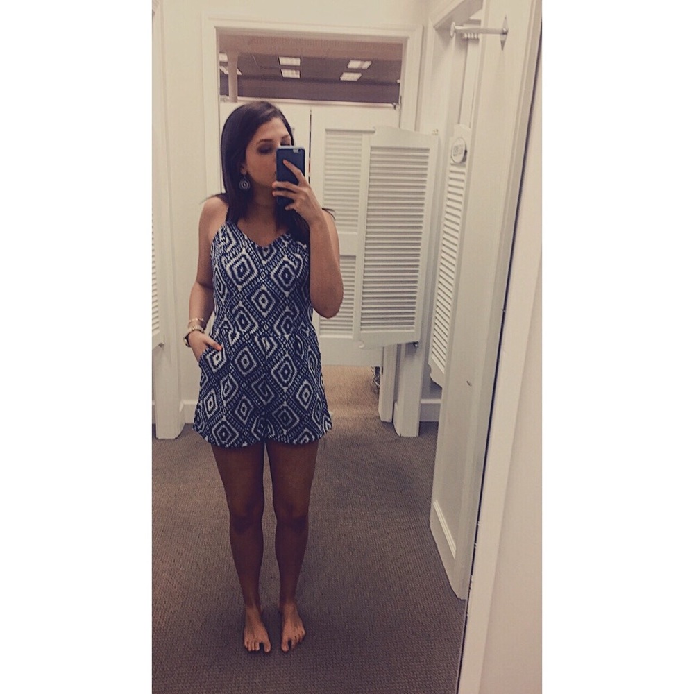 🌟blue pattern romper🌟